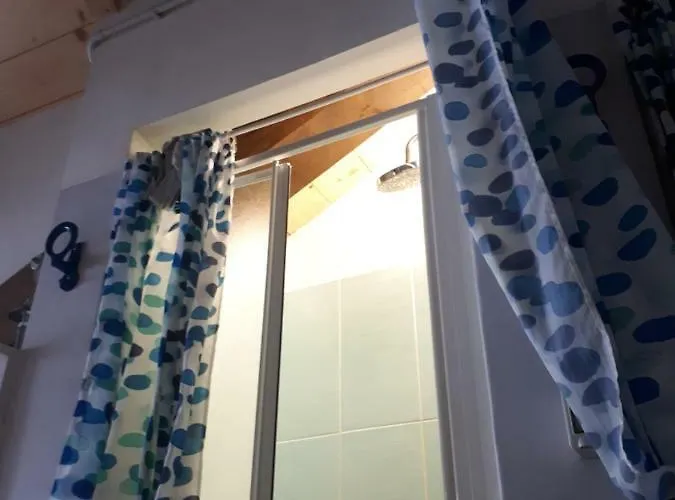 Attic Vandrerhjem *